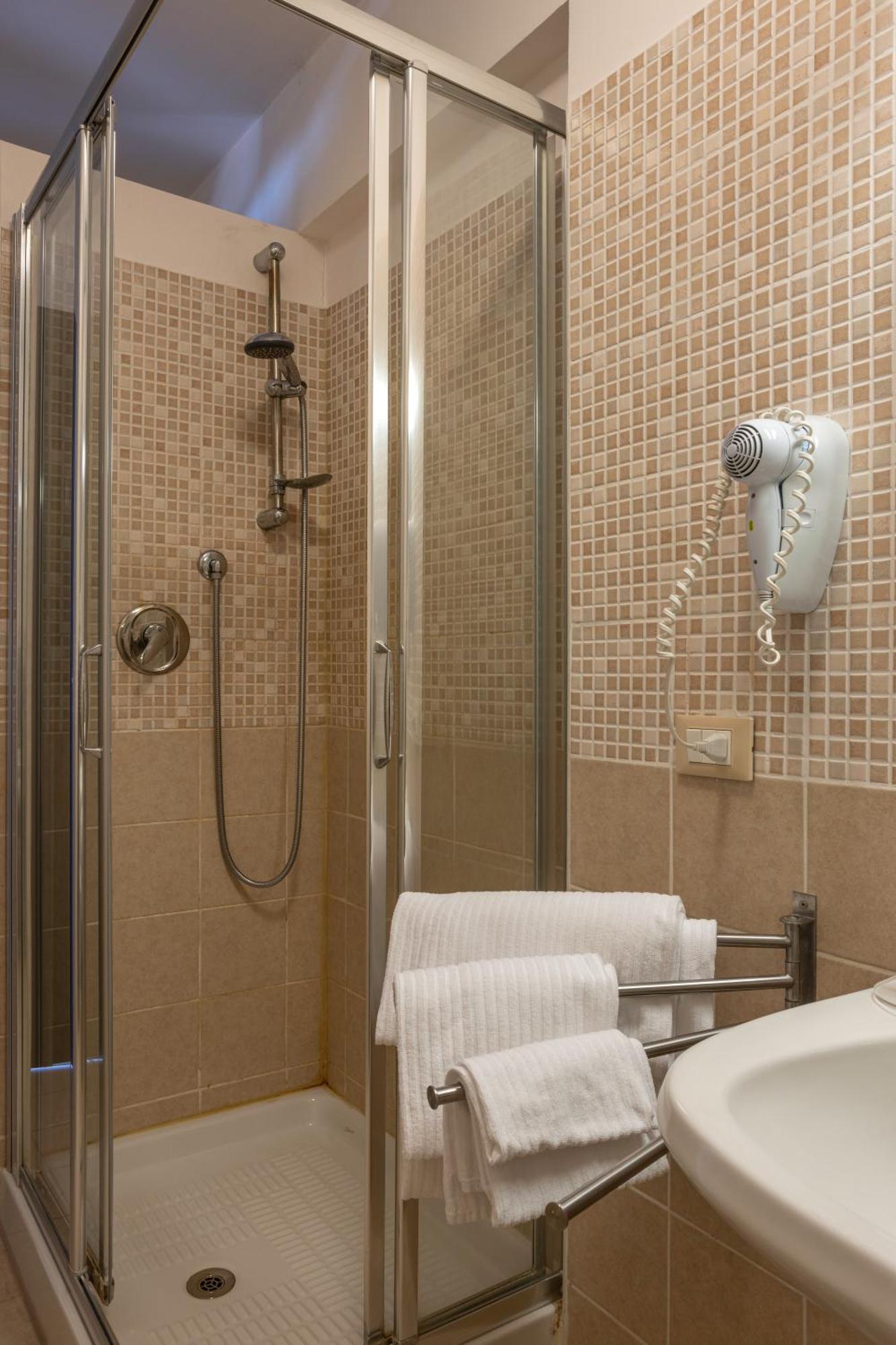 V Hotel Ancona Habitación foto